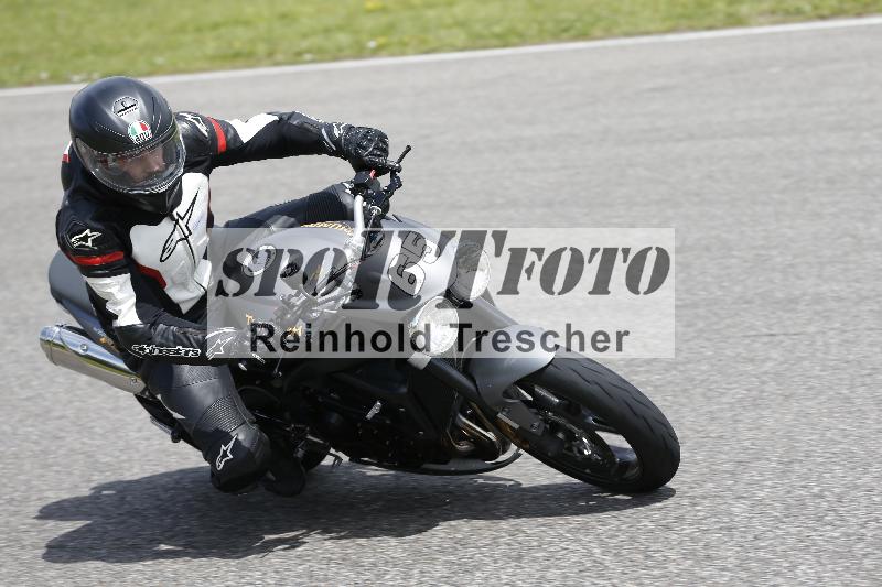 /Archiv-2024/29 12.06.2024 MOTO.CH Track Day ADR/Gruppe blau/65